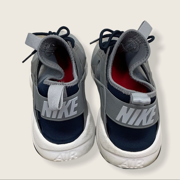 Nike Air Hurache Shoes main image 5